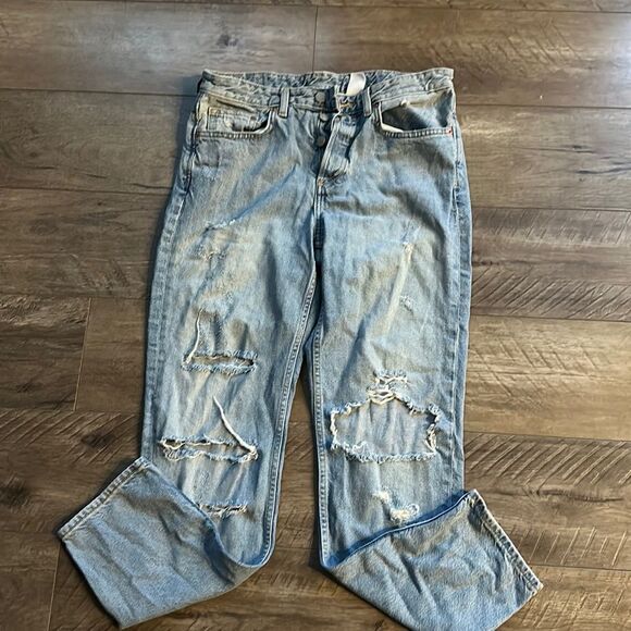 Cute hole jeans - Picture 2 of 2